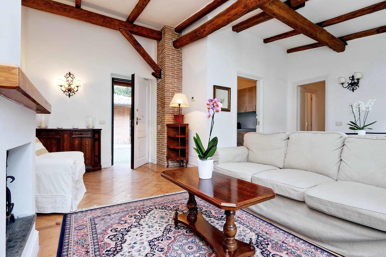 Vila Via Pierre Ciampino Exteriér fotografie